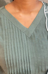Sea green 579