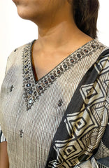 Geometric fantasy- Black 505A