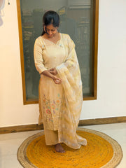 Ahalya 905