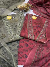 Lakshmi prabha (Red) 976A