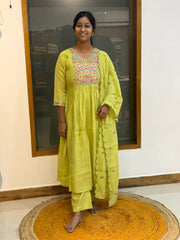 Lavanya 844