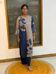 Aavya 913