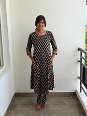 Aadhanya 815