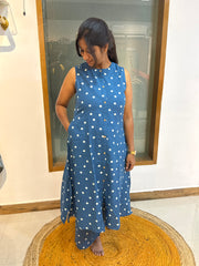 Dot tales 702A