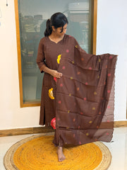 Udhvi 843