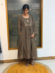 Shripathi 851