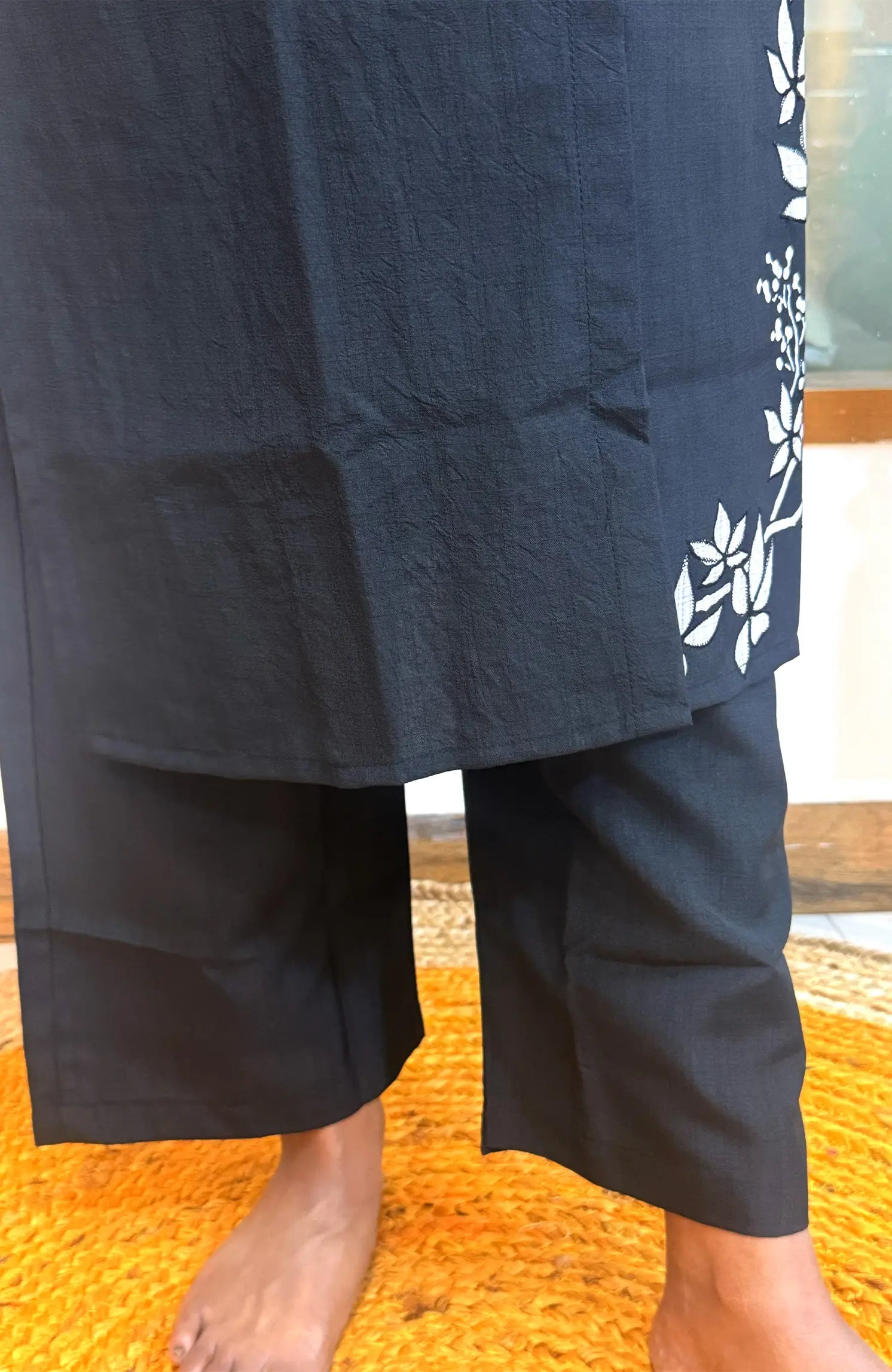Everyday black 575A