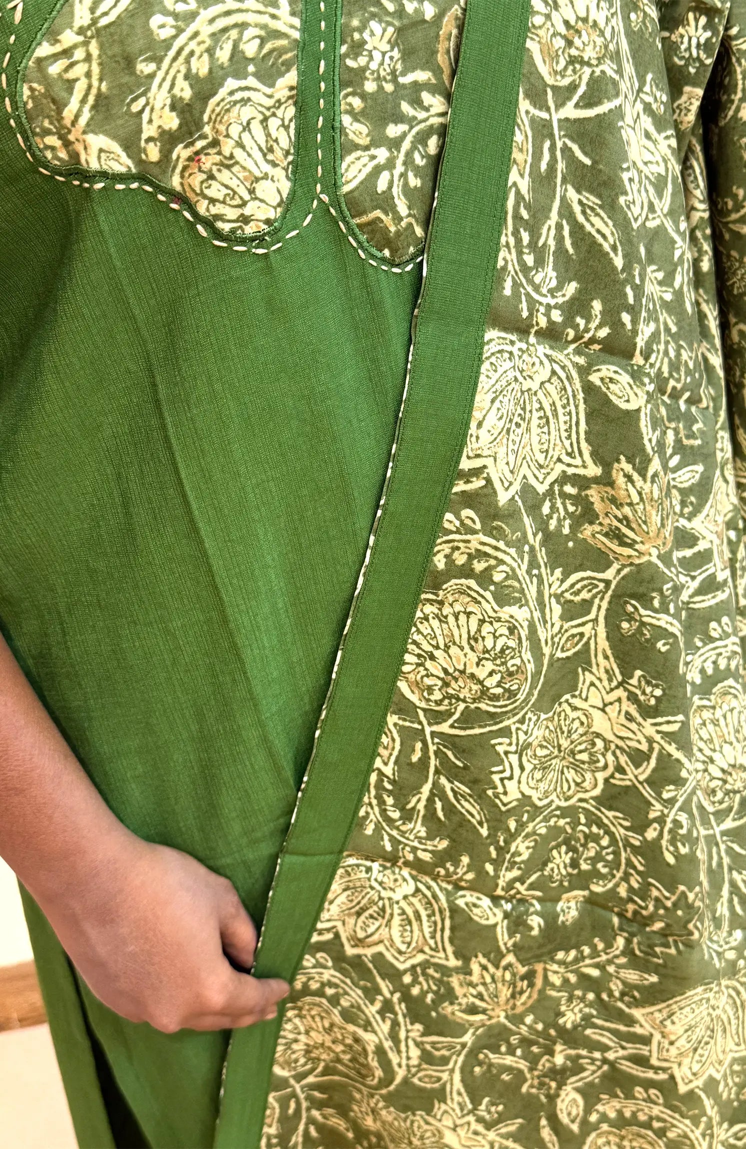 Printed green symphony 548C