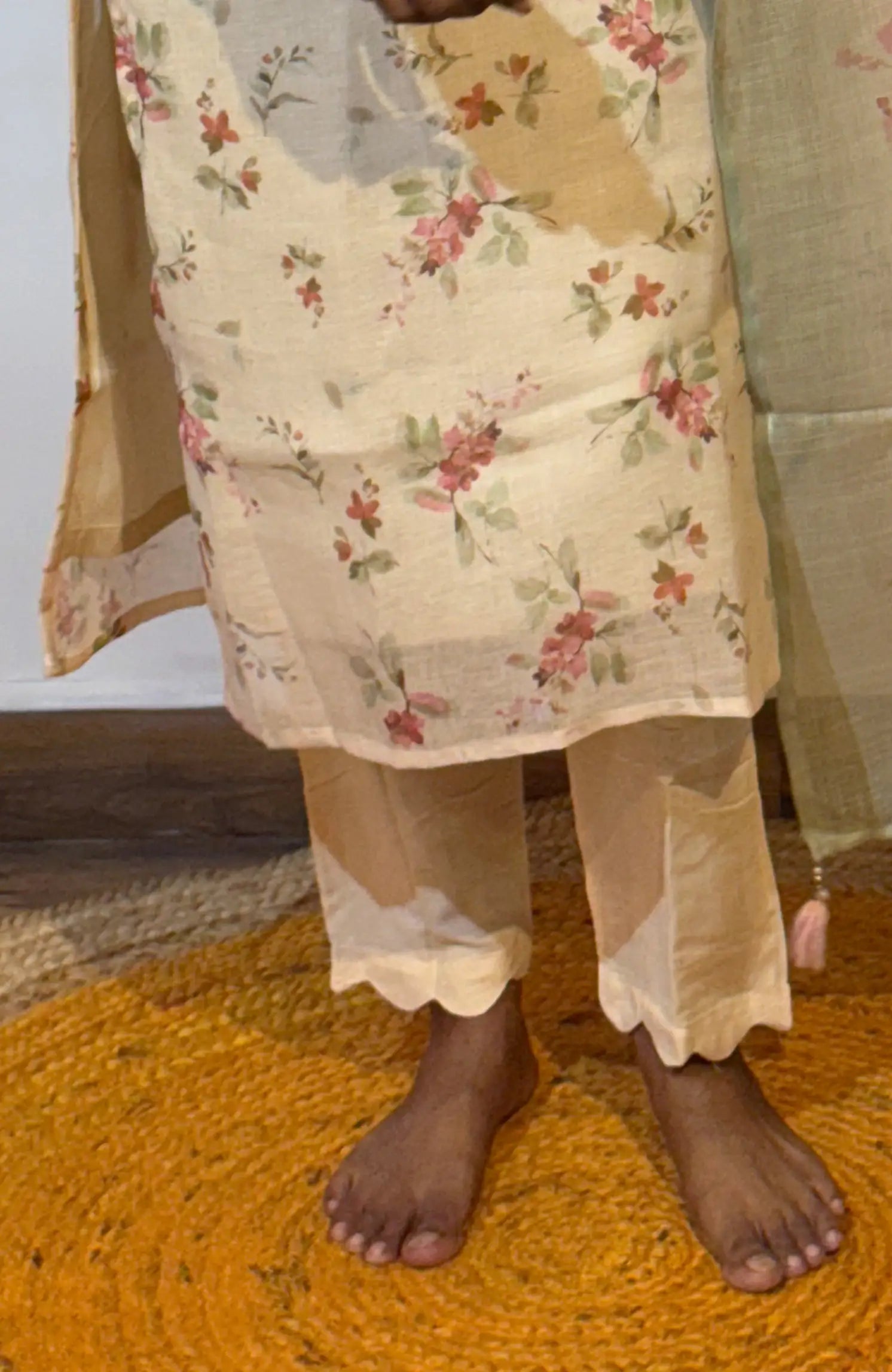 Linen Blossoms 495