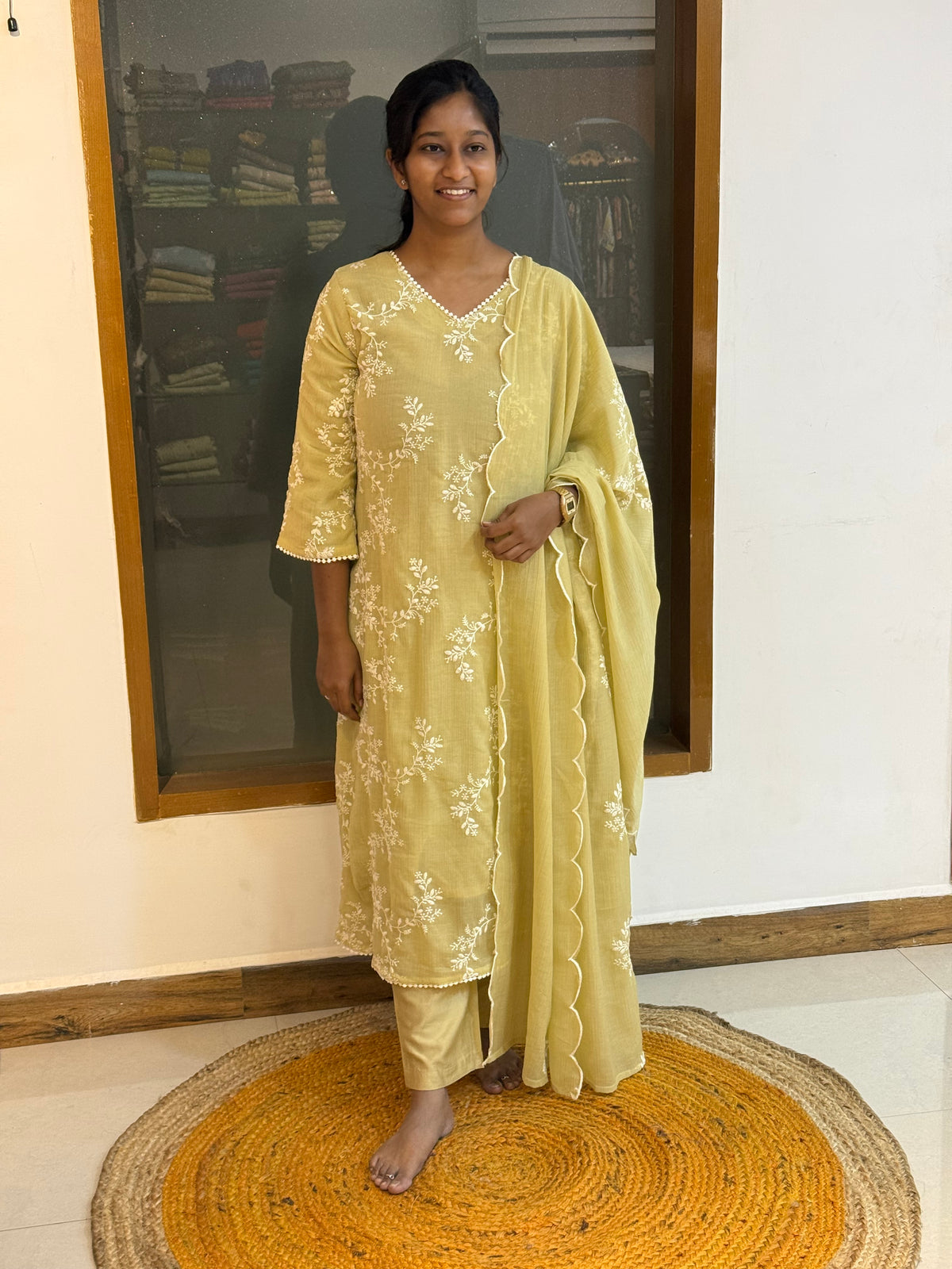 Snehidhiye 895B