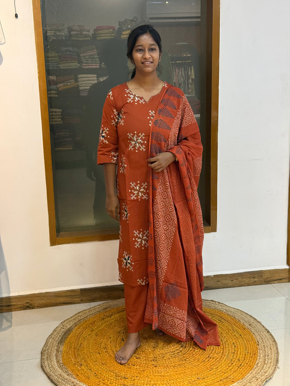 Hemapriya 964