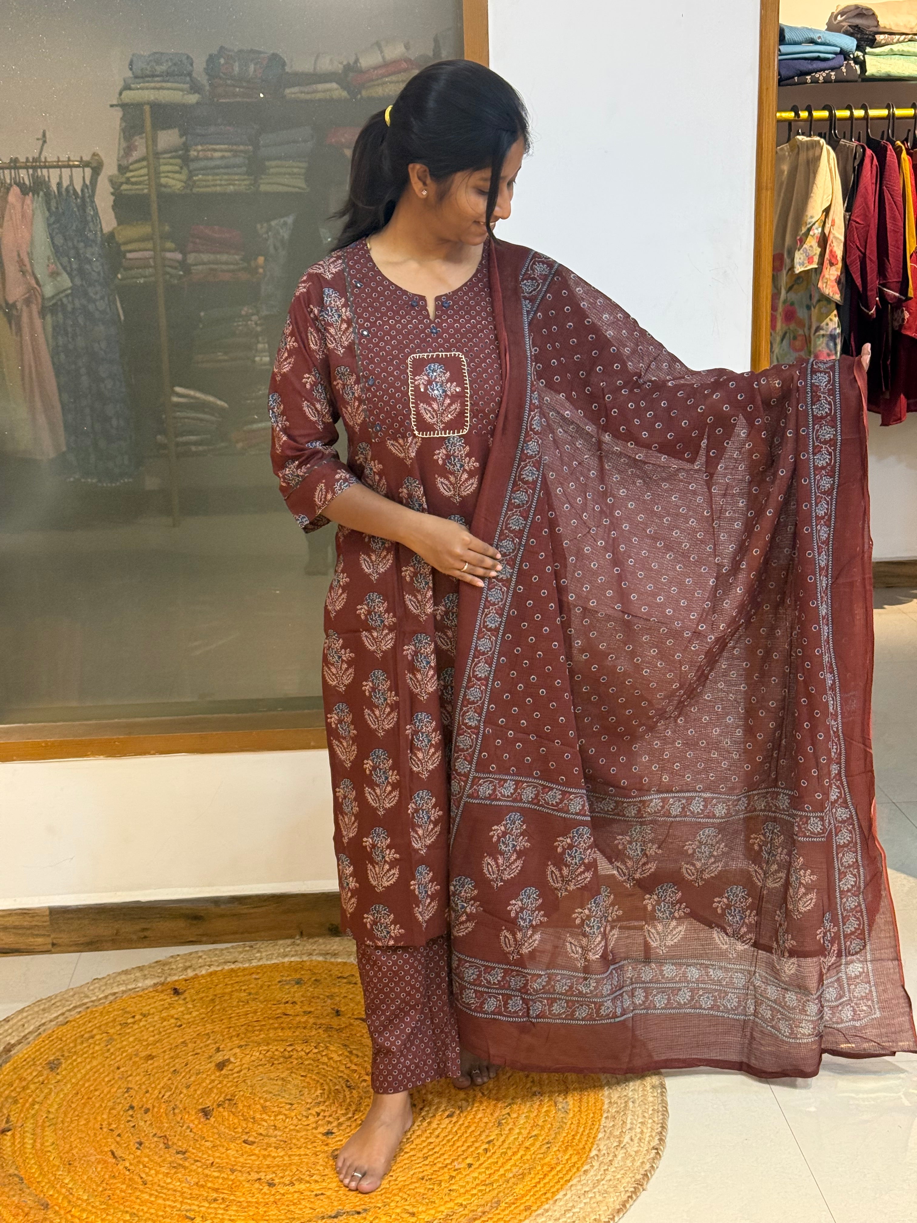 Aarini 1057