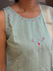 Nithila 881A