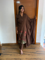 Thanya 810