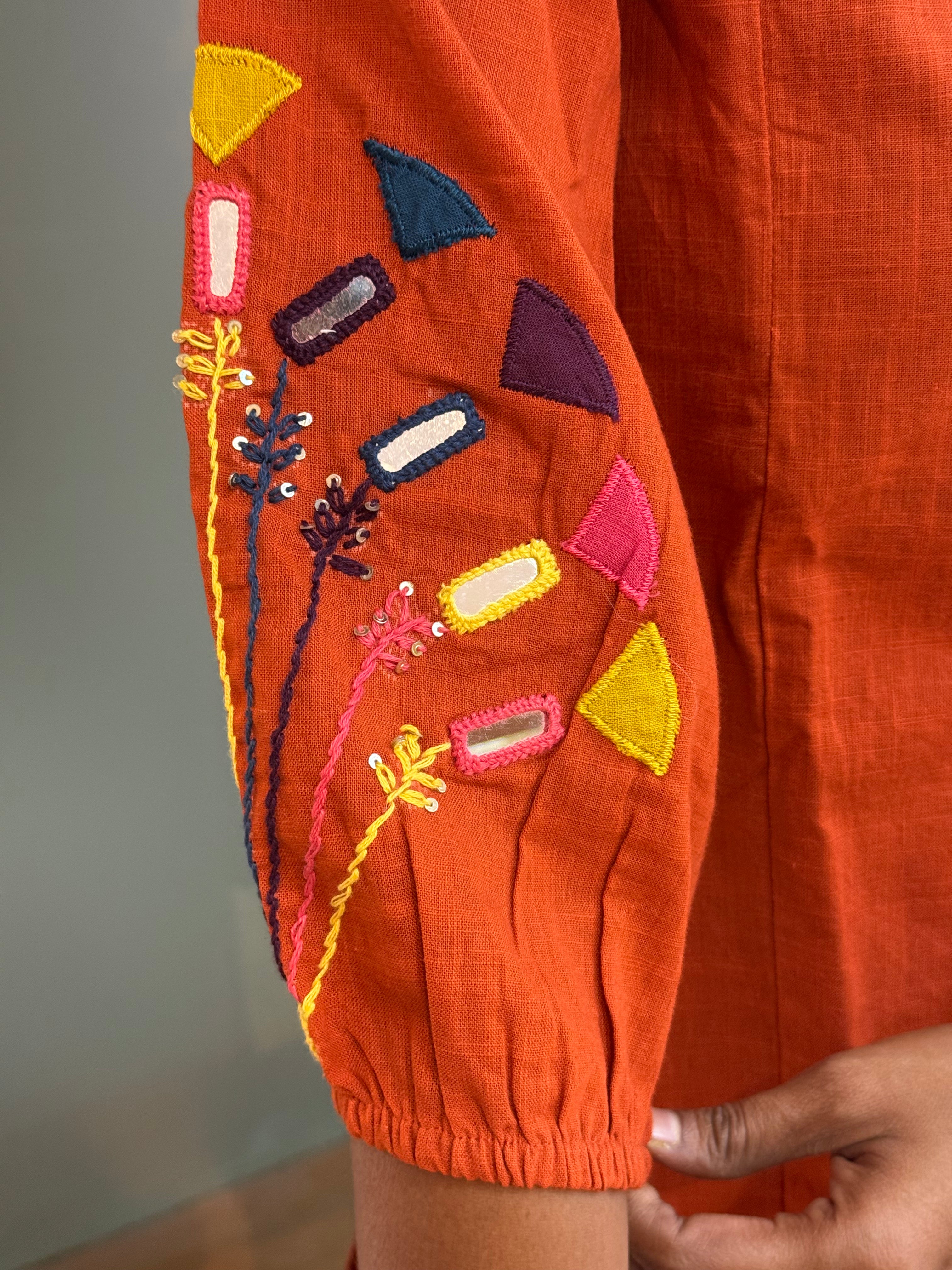 Yuvitra 686