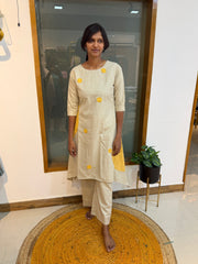Riya 718
