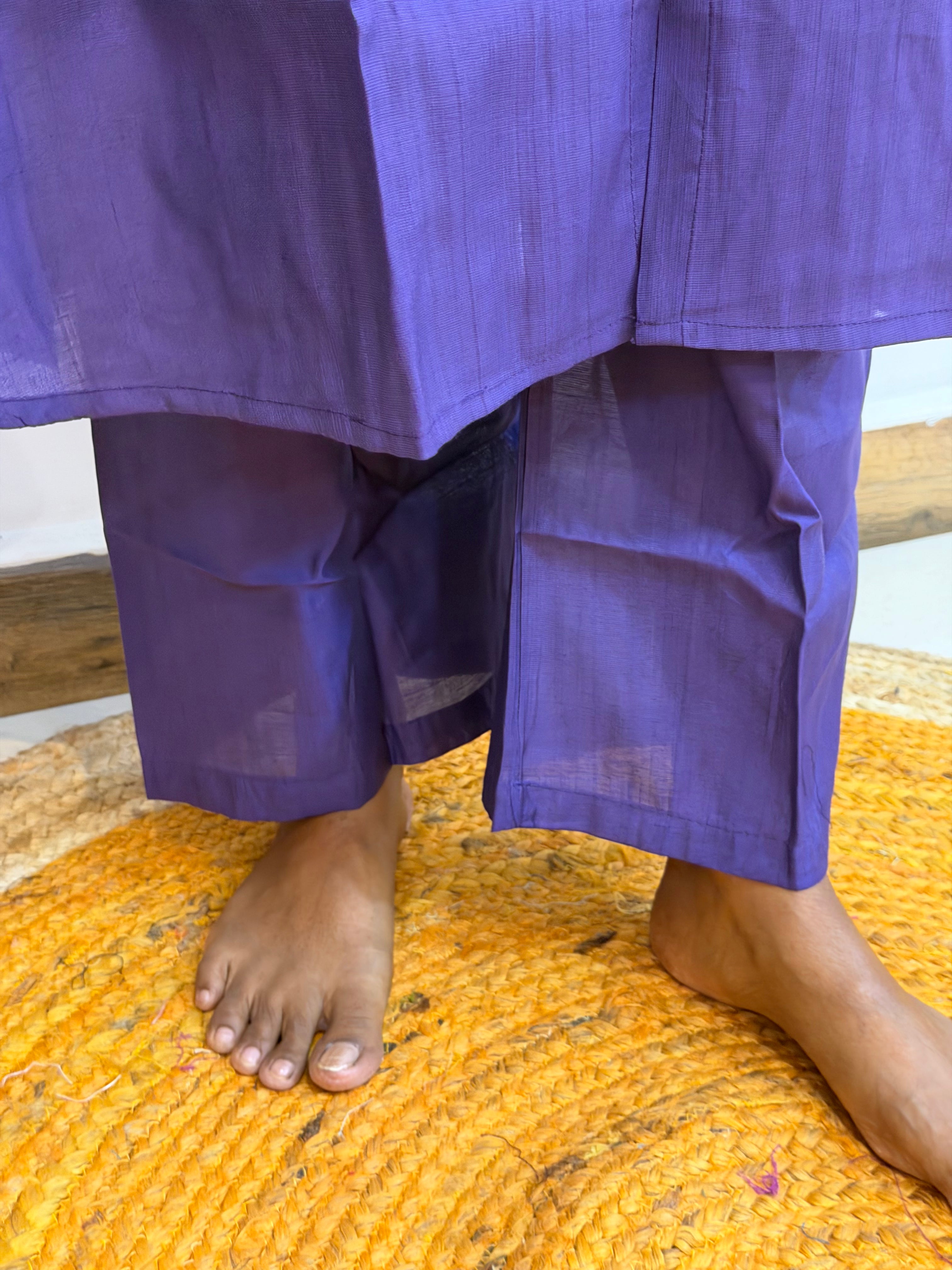 Srivya 722