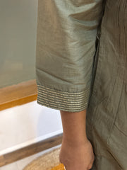 Pragavi 703A
