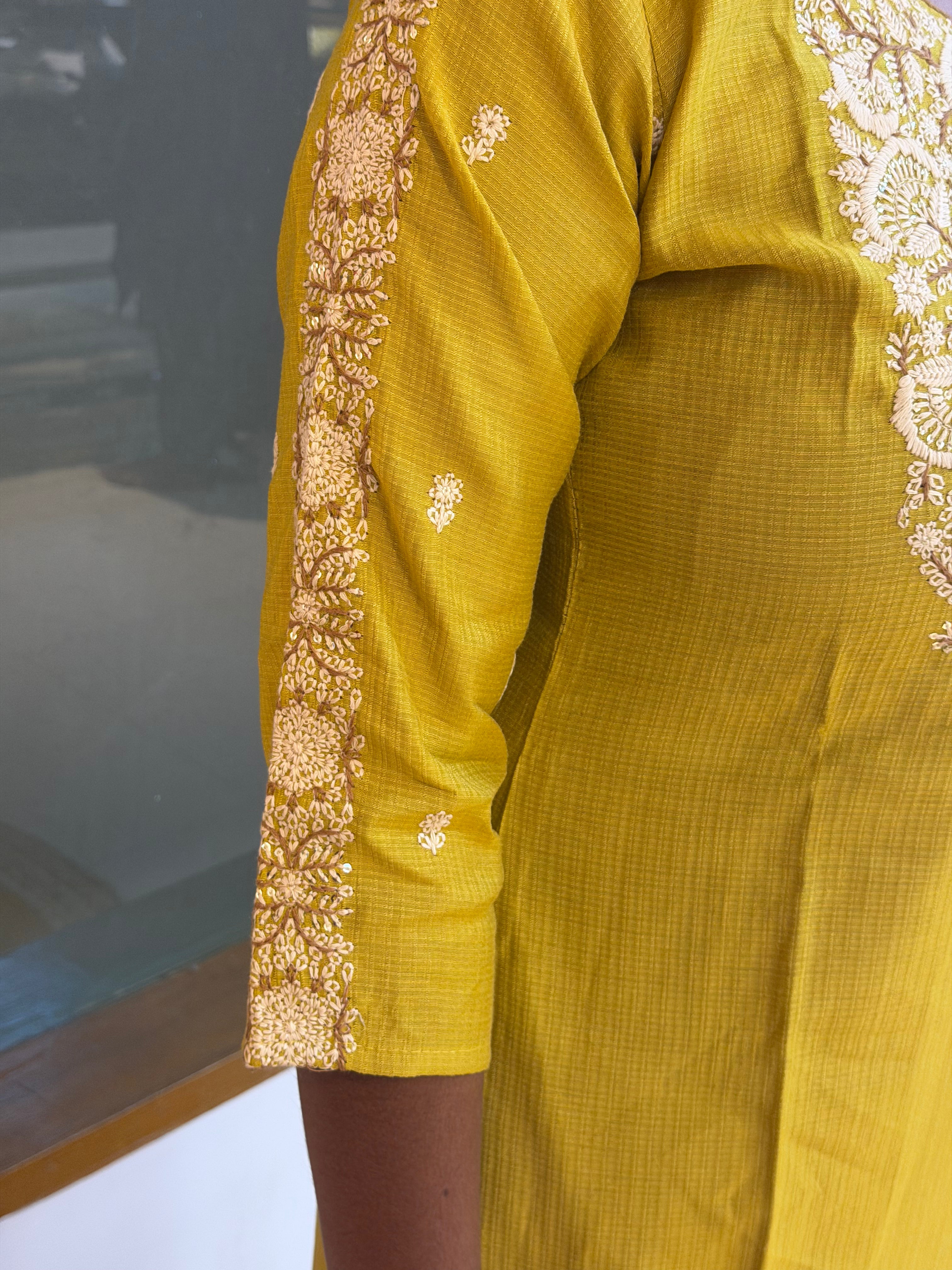 Saanvi 898B