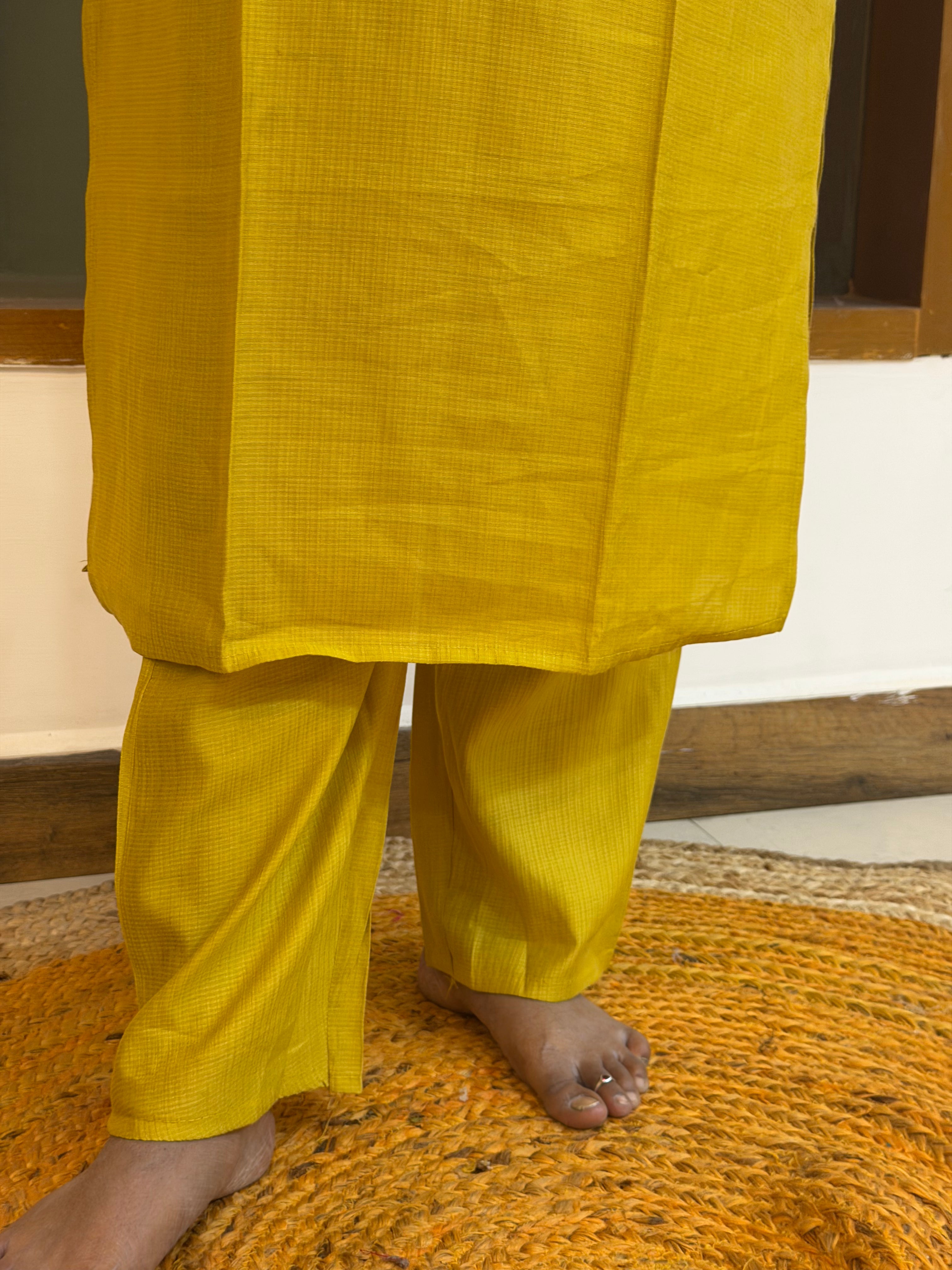Saanvi 898B