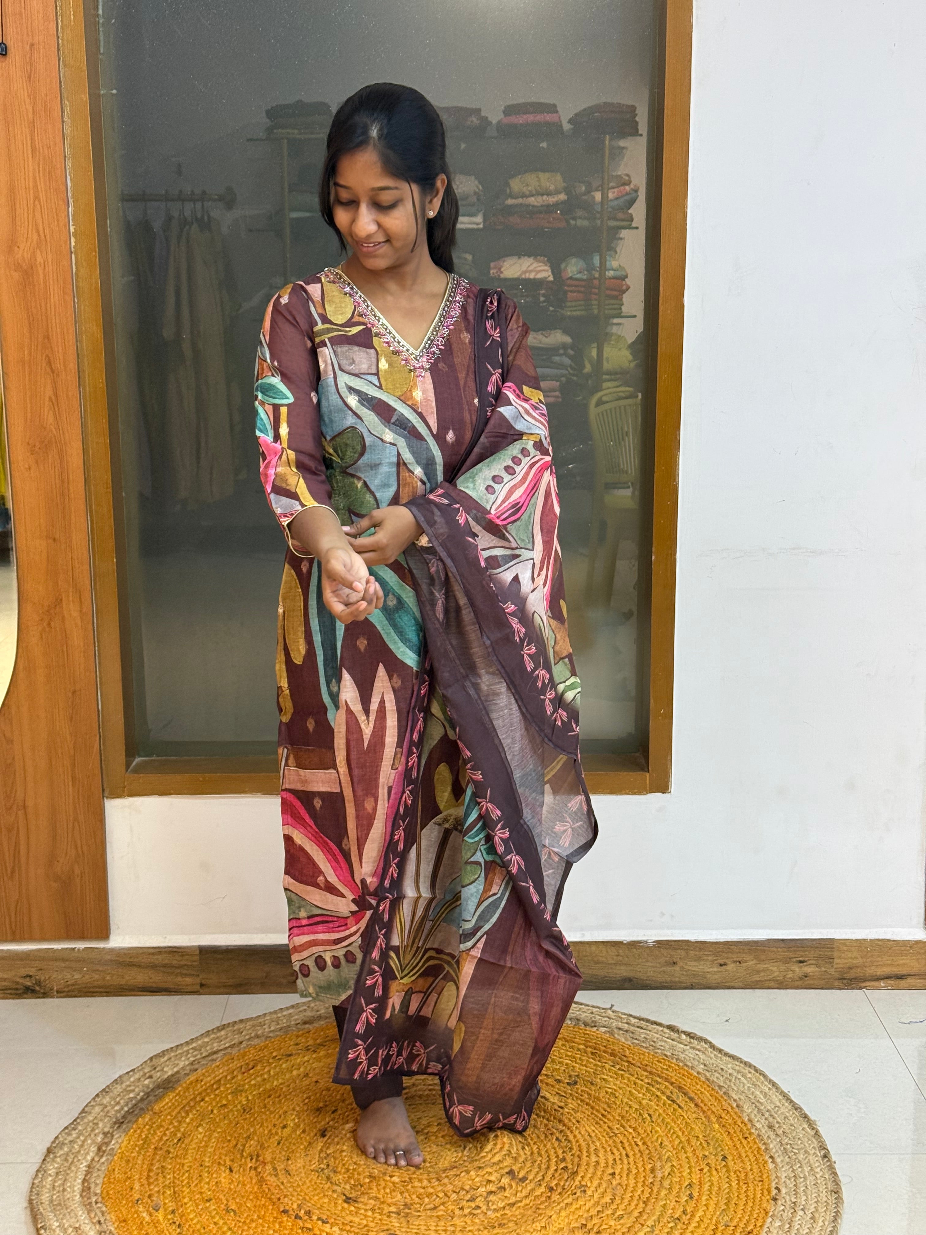 Kandaswarna 1124B