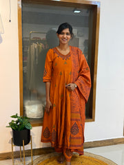 Suryaneel 595