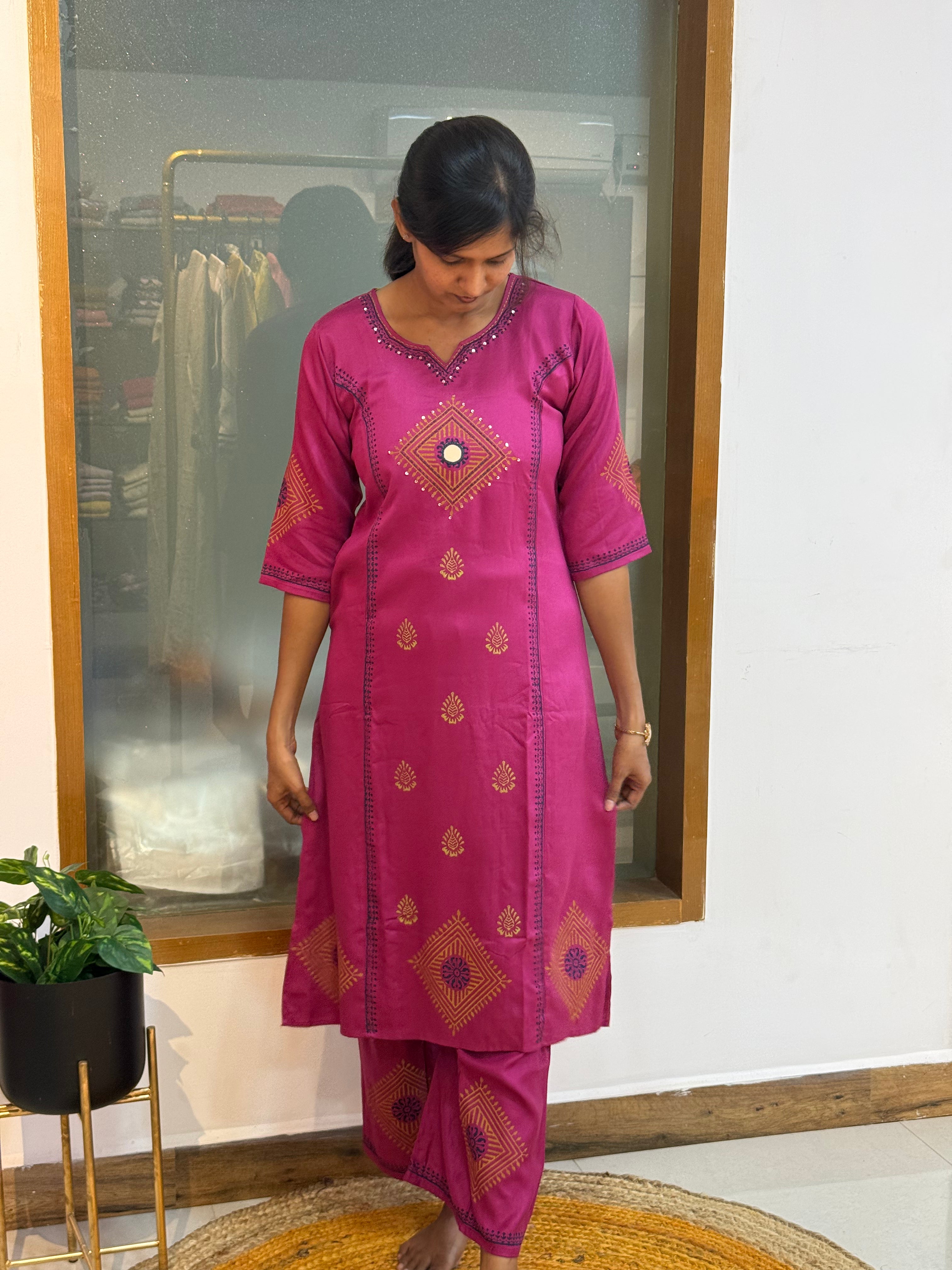 Rose vibha 603